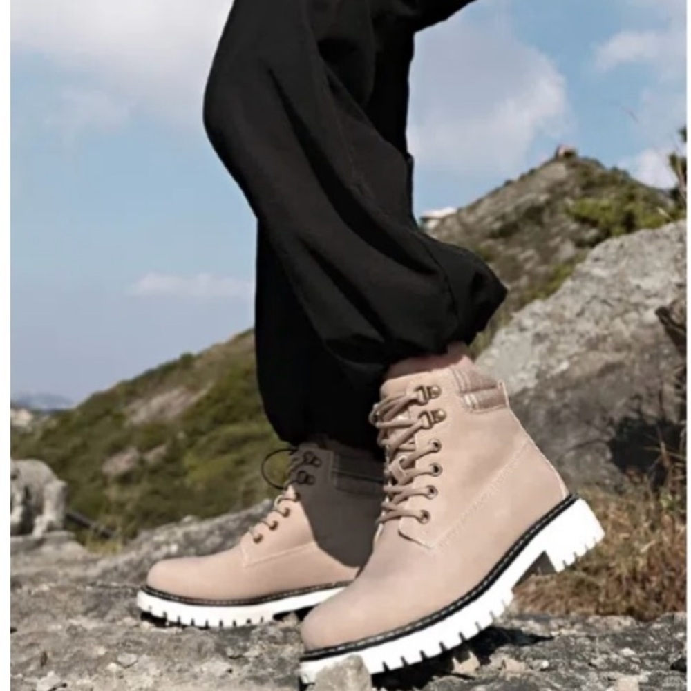 NWT Women's Beige Ankle Hiking Boots